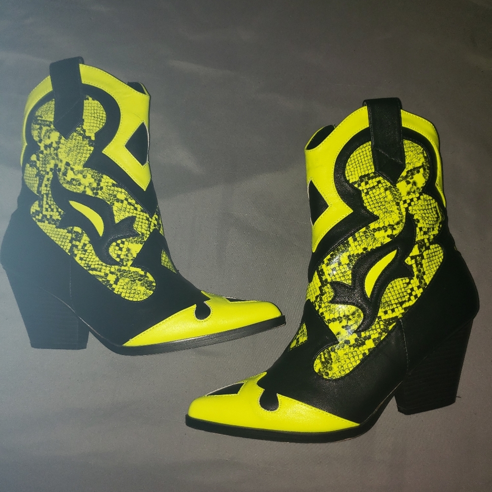 Cow boy boots